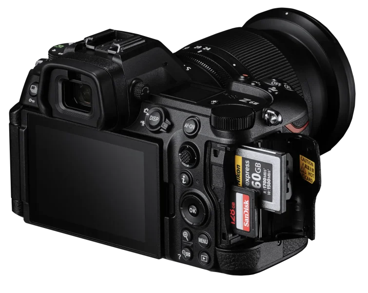 z6 III card slot